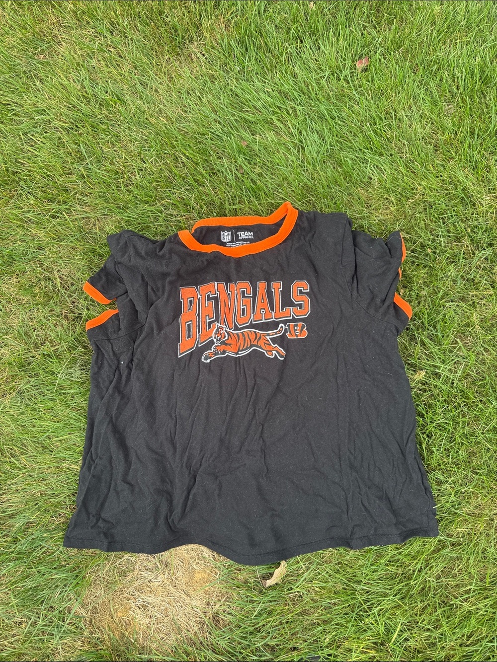 Team Apparel Black and Orange Bengals  Short Sleeve Tee